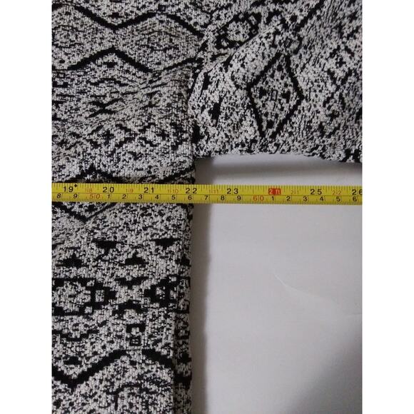 FRNCH Boxy Open Front Tribal Print Blazer Pockets Lined 3/4 Sleeve Size Medium - Picture 8 of 9